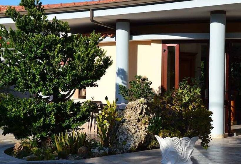 Отель Stella Marina