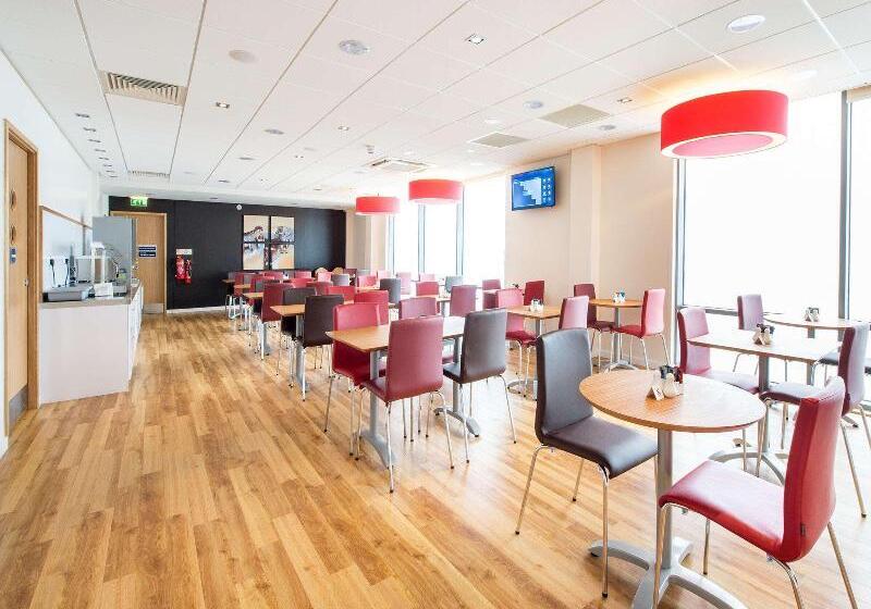 ホテル Travelodge London Greenwich High Road