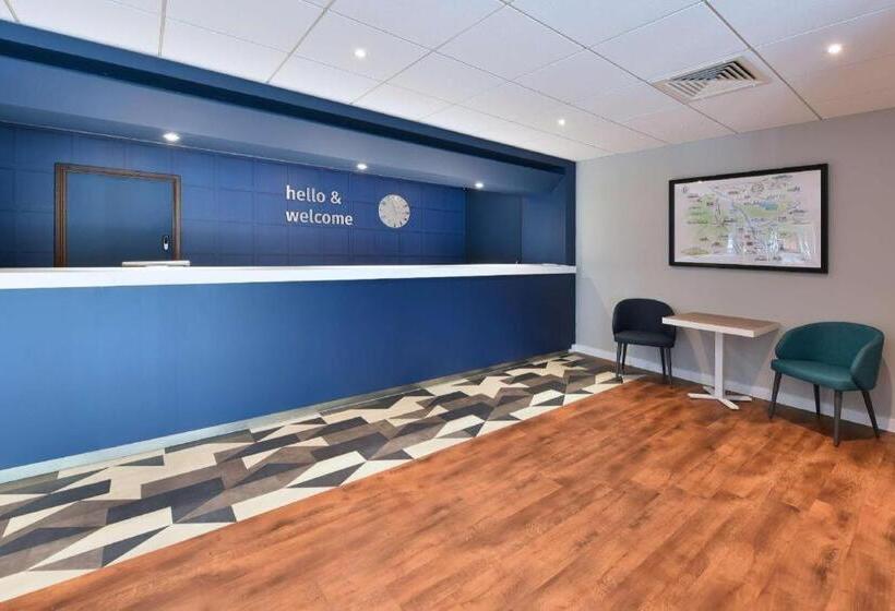 فندق Travelodge London Hounslow