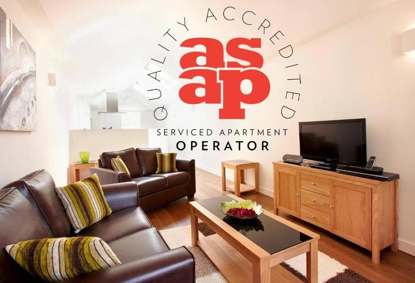 Отель Urban Stay London City Apartments