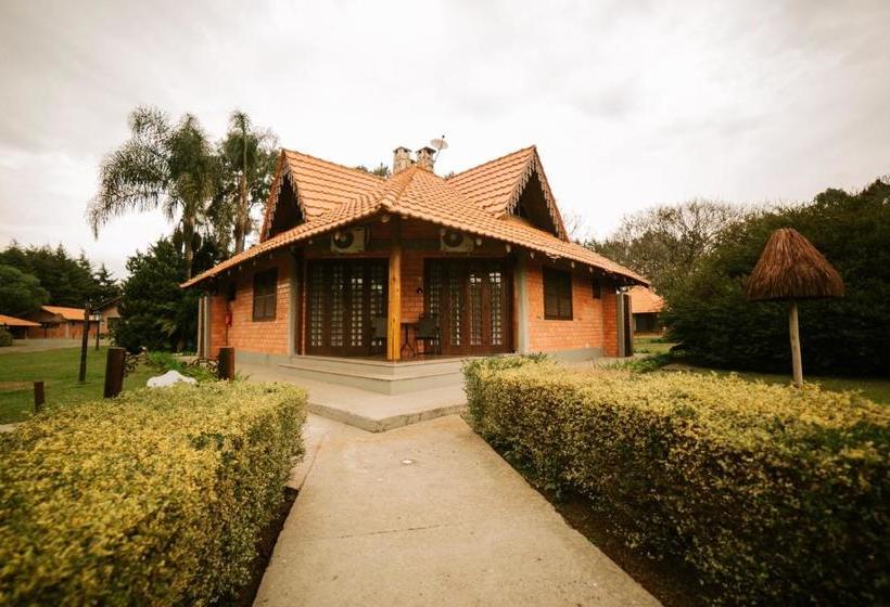 Отель Virá Charme Resort