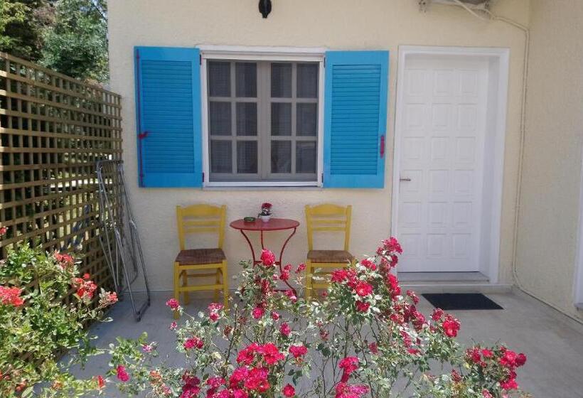 فندق Vrachos Holidays