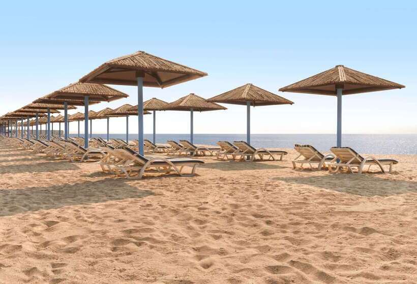 호텔 Wyndham Garden Ajman Corniche