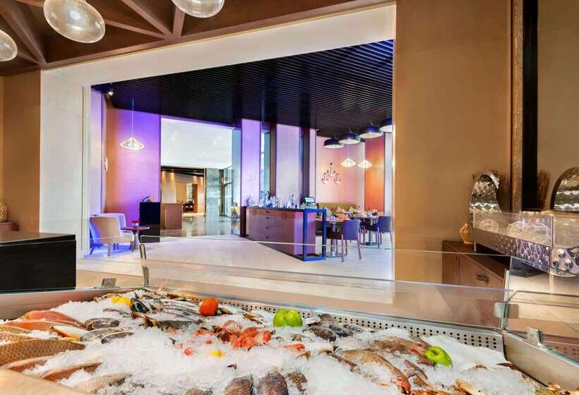 호텔 Wyndham Garden Ajman Corniche