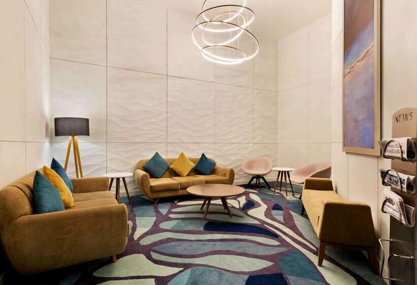 호텔 Wyndham Garden Ajman Corniche