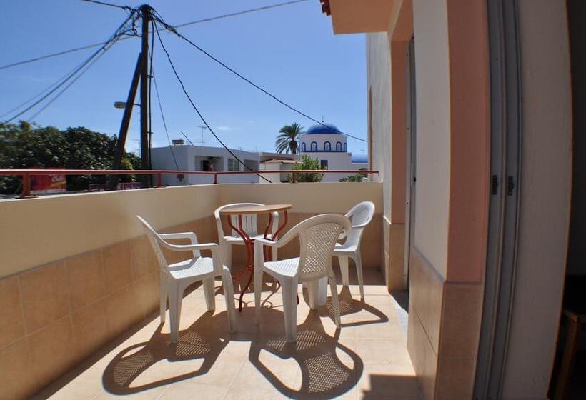 酒店 Zouboulia Apartments