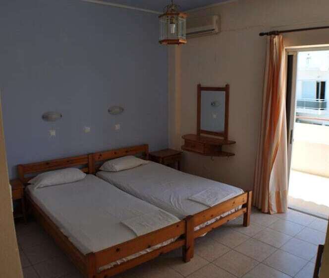 酒店 Zouboulia Apartments