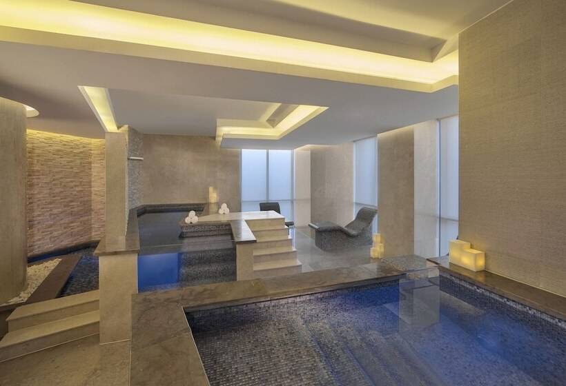 Hyatt Regency Creek Heights Residences