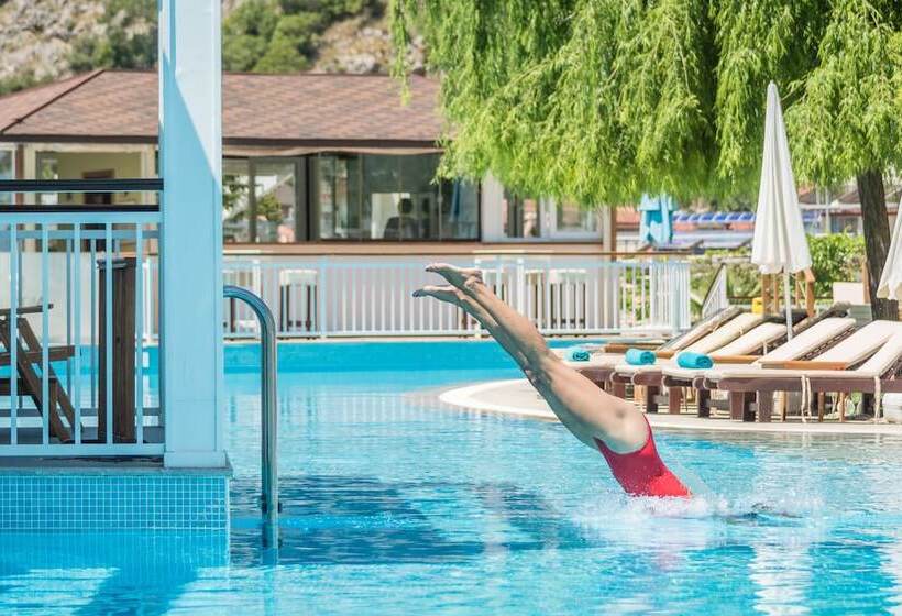 Mozaik Swim Up Hotel And Apartments