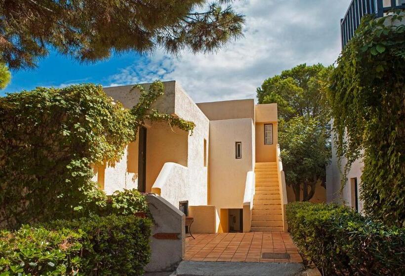 Sundance Apartments & Suites