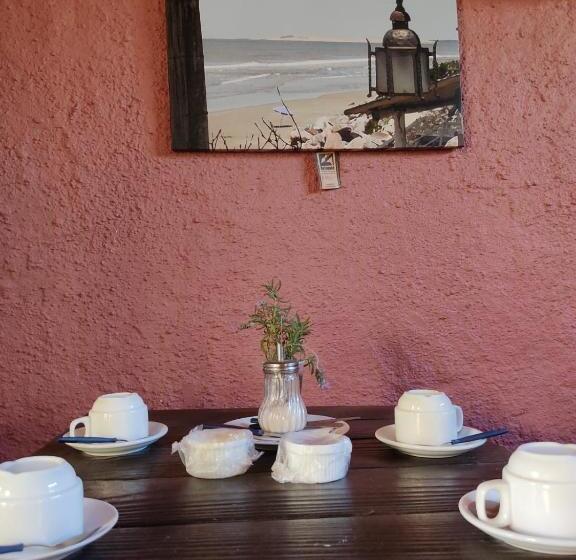 Terrazas De Aguas Dulces