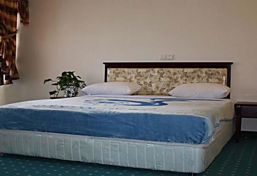 Tourist Hotel Yasuj