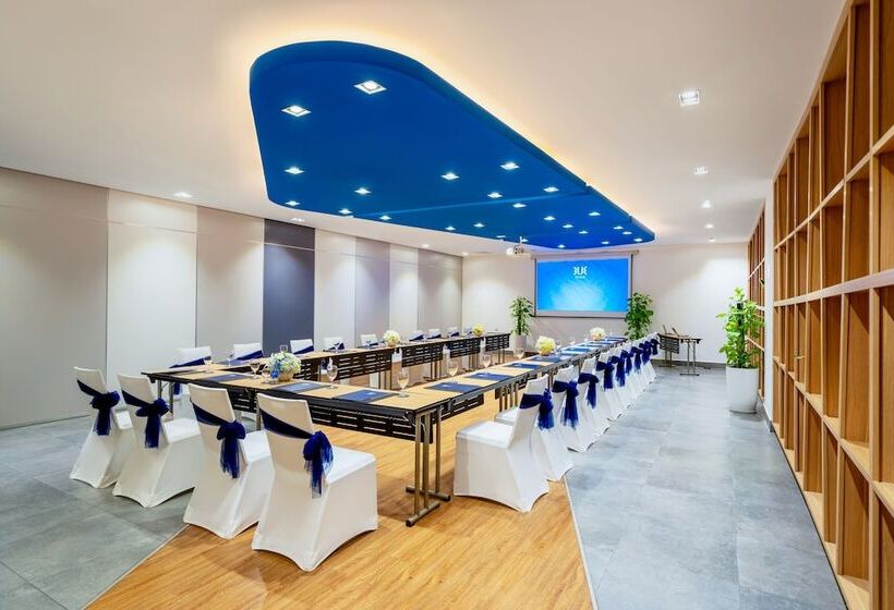 هتل Tui Blue Nha Trang