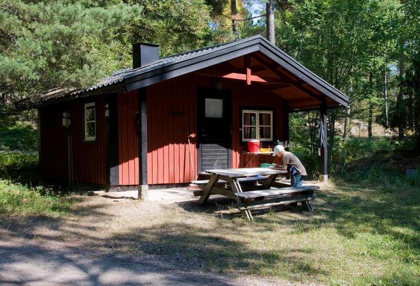 Общежитие Grinda Stugby Och Sea Lodge Pensionat Med Kost & Logi