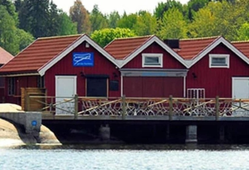 Общежитие Grinda Stugby Och Sea Lodge Pensionat Med Kost & Logi