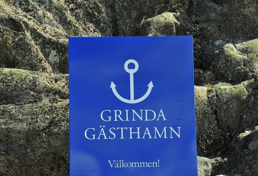 Общежитие Grinda Stugby Och Sea Lodge Pensionat Med Kost & Logi