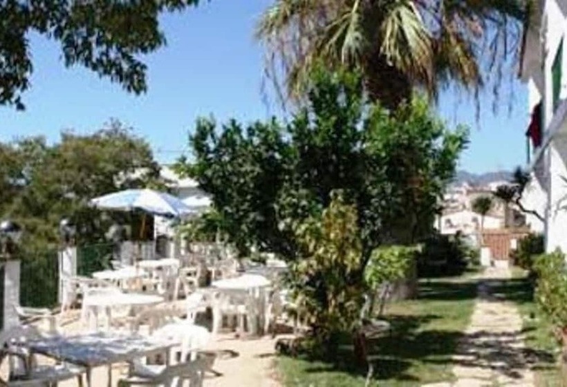 הוסטל Hostal Casa Torrent