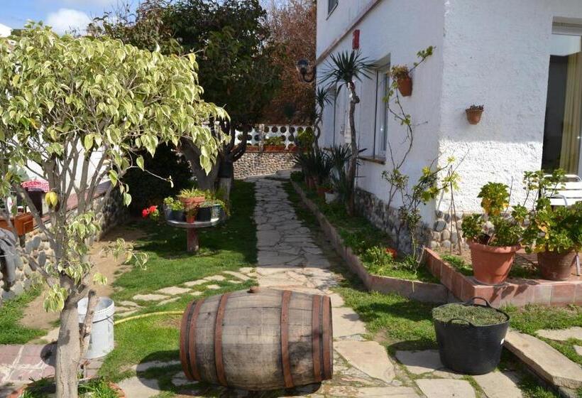 فندق صغير Hostal Casa Torrent