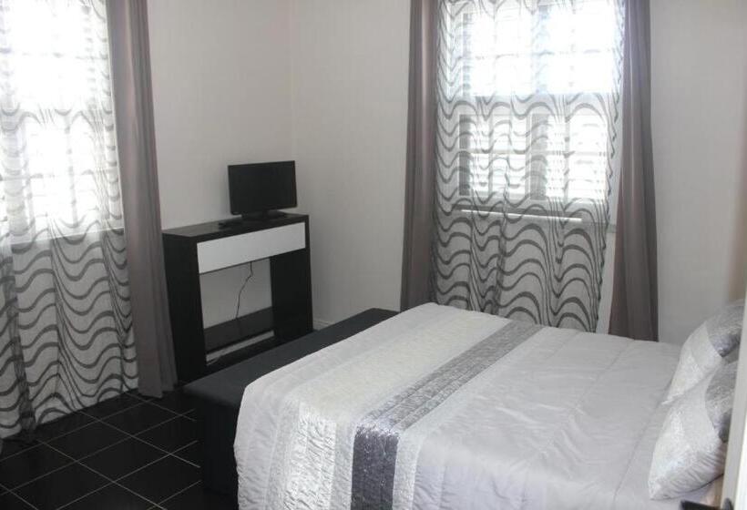 فندق صغير Moradia Familiar Novavista   T3