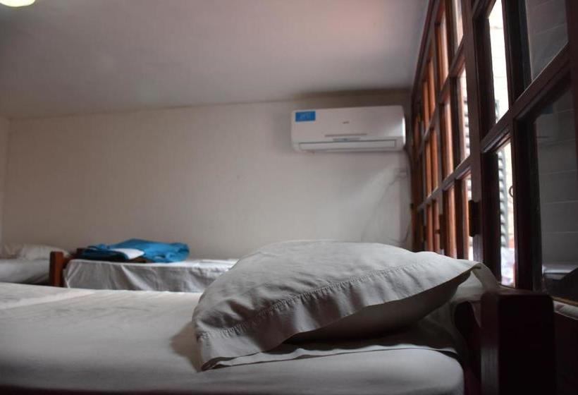 Hostel Posada Juan Ignacio