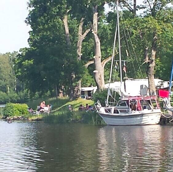 Общежитие Wassbacken Cafè Och Camping