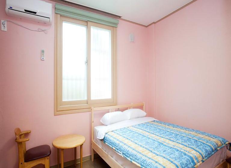 הוסטל You&i Guesthouse