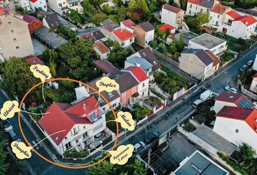 Bed and Breakfast Chalet De Paris