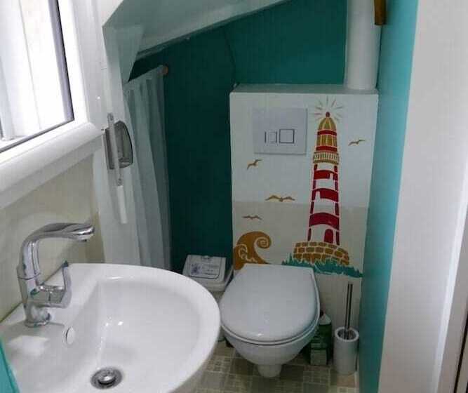 Bed and Breakfast Chalet De Paris