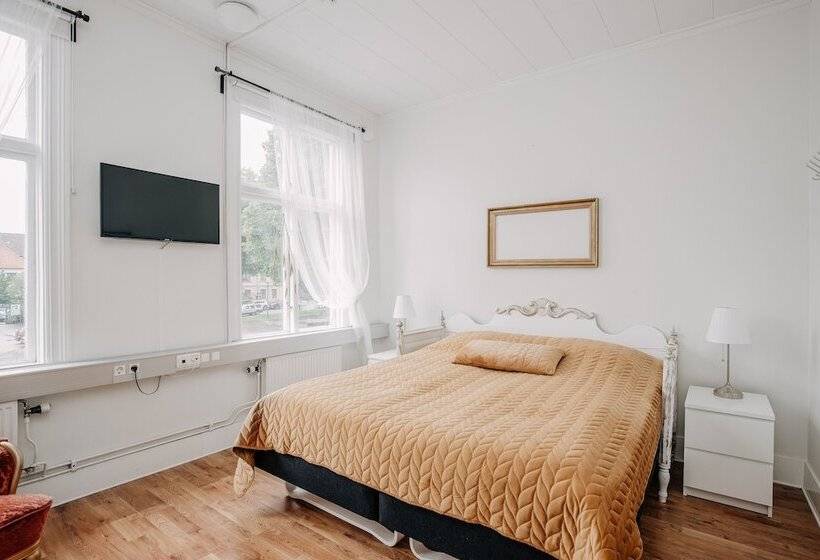 Järnvägshotellet B&b Skara