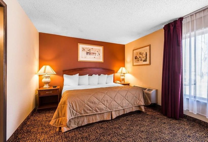 Clarion Hotel & Conference Center