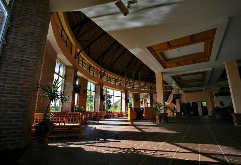 Cucphuong Resort