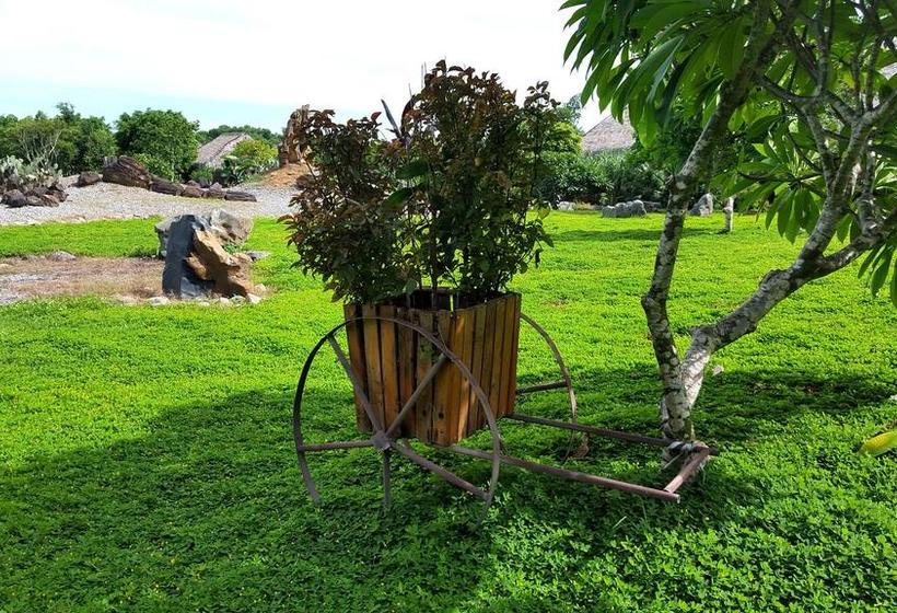 Cucphuong Resort