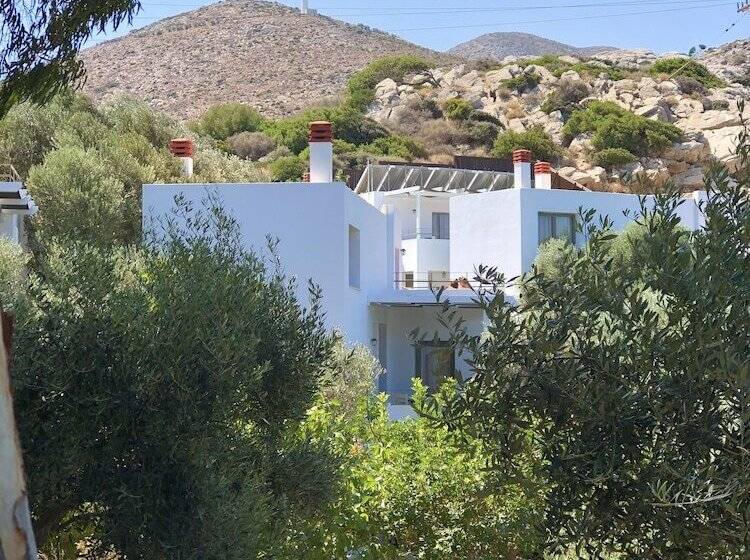 Mourtzanakis Residence   Traditional Eco Hotel In Achlada