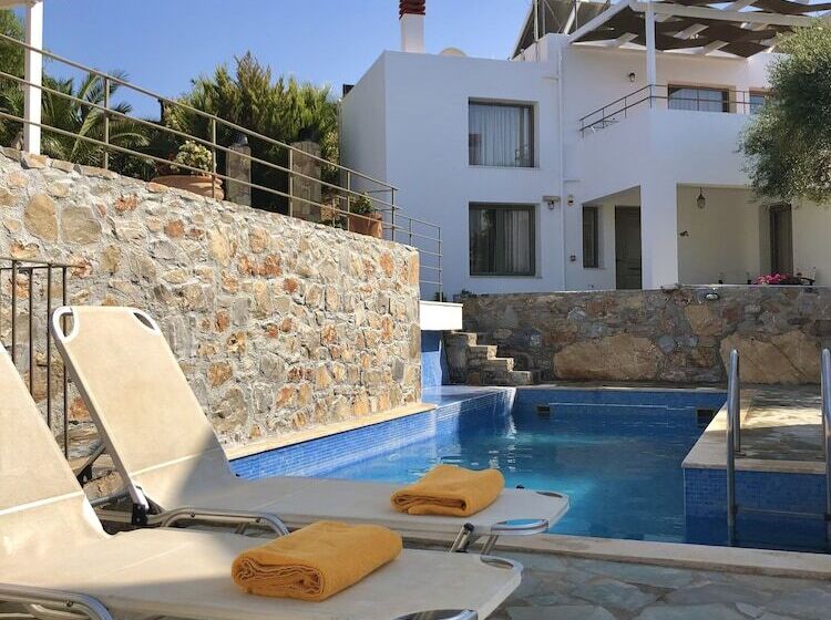 Mourtzanakis Residence   Traditional Eco Hotel In Achlada