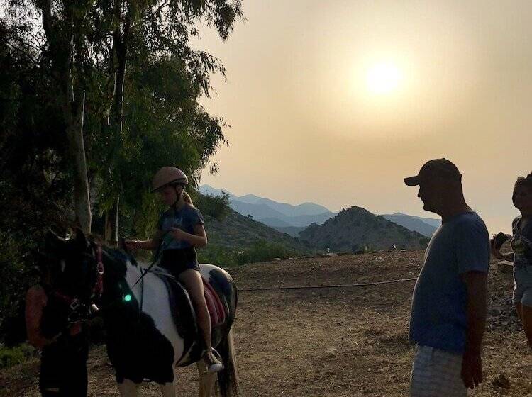 Mourtzanakis Residence   Traditional Eco Hotel In Achlada