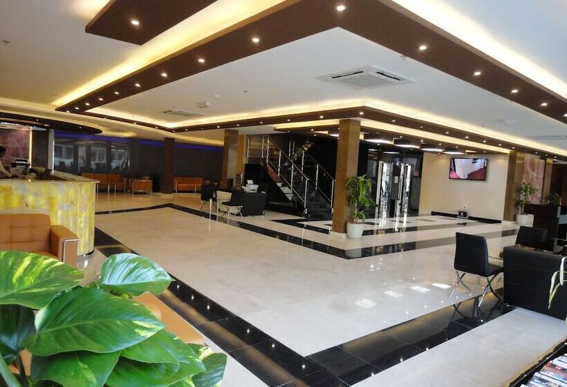 هتل Al Andalus Plaza