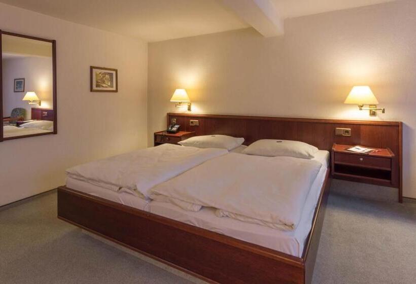 酒店 Altdeutsche Weinstuben