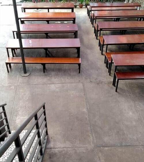 Отель Augusta Lembang