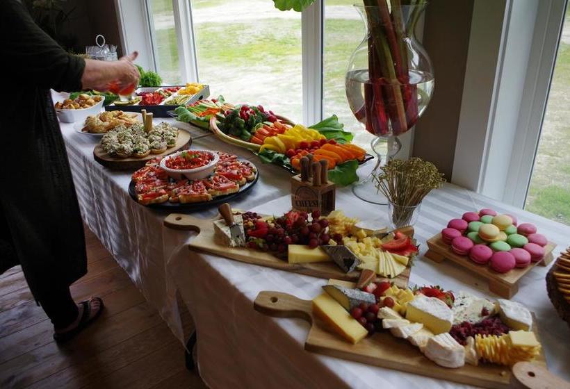 ホテル Bella Coola Eagle Lodge