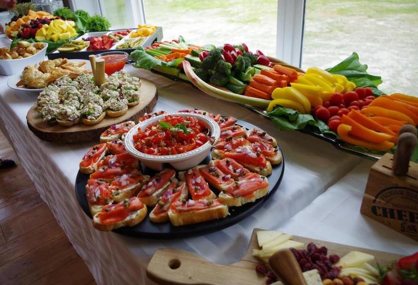 ホテル Bella Coola Eagle Lodge