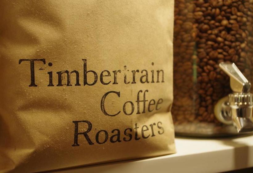 ホテル Bella Coola Eagle Lodge