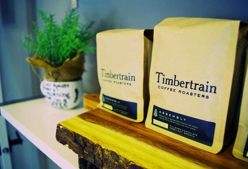 ホテル Bella Coola Eagle Lodge