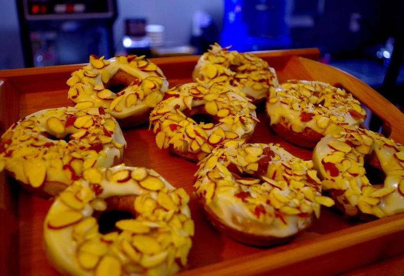 ホテル Bella Coola Eagle Lodge