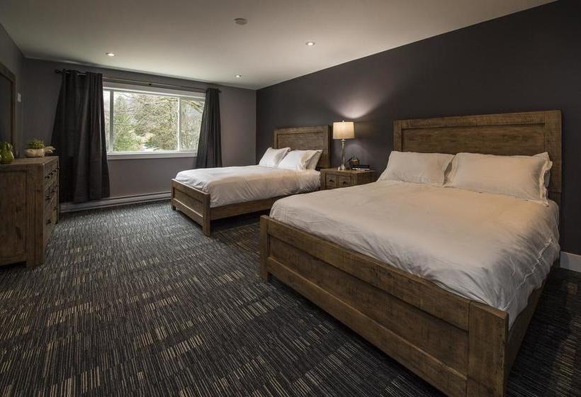 ホテル Bella Coola Eagle Lodge