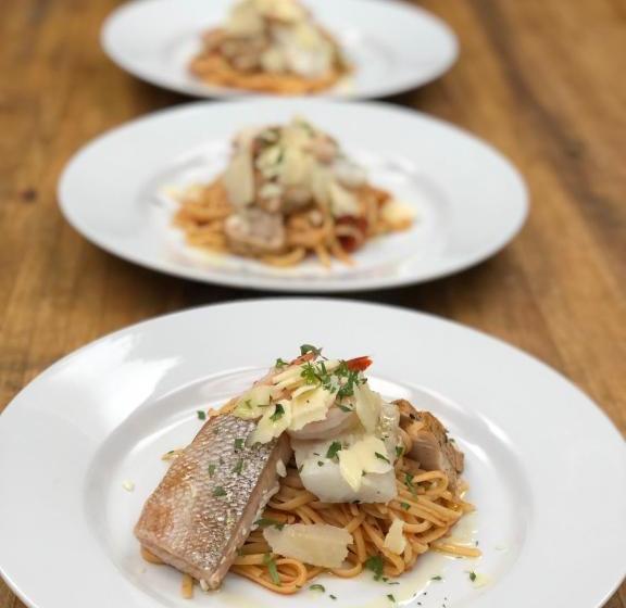 ホテル Bella Coola Eagle Lodge