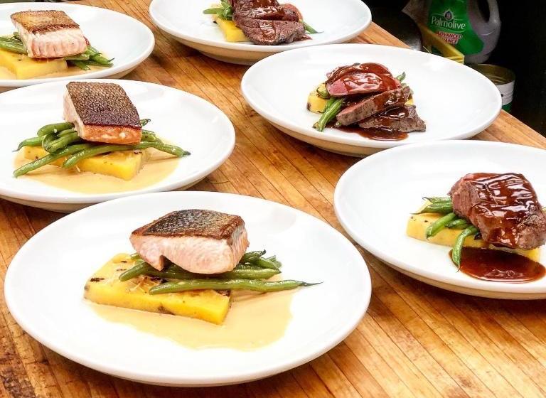 ホテル Bella Coola Eagle Lodge