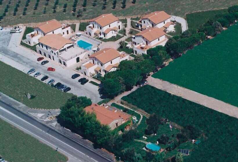 Отель Borgo Valmarina