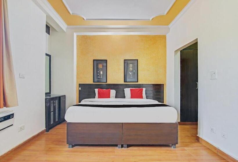 ホテル Super Capital O Tipsyy Near Aravali Biodiversity Park