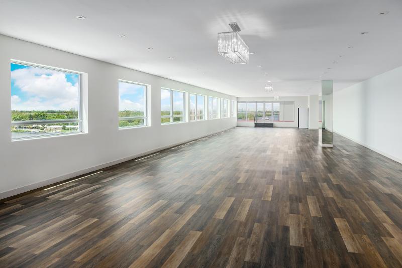 Отель Costa Hollywood Beach Resort  An Allsuite