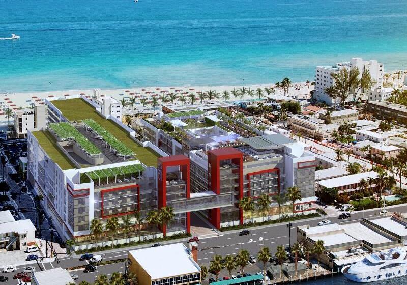 Отель Costa Hollywood Beach Resort  An Allsuite